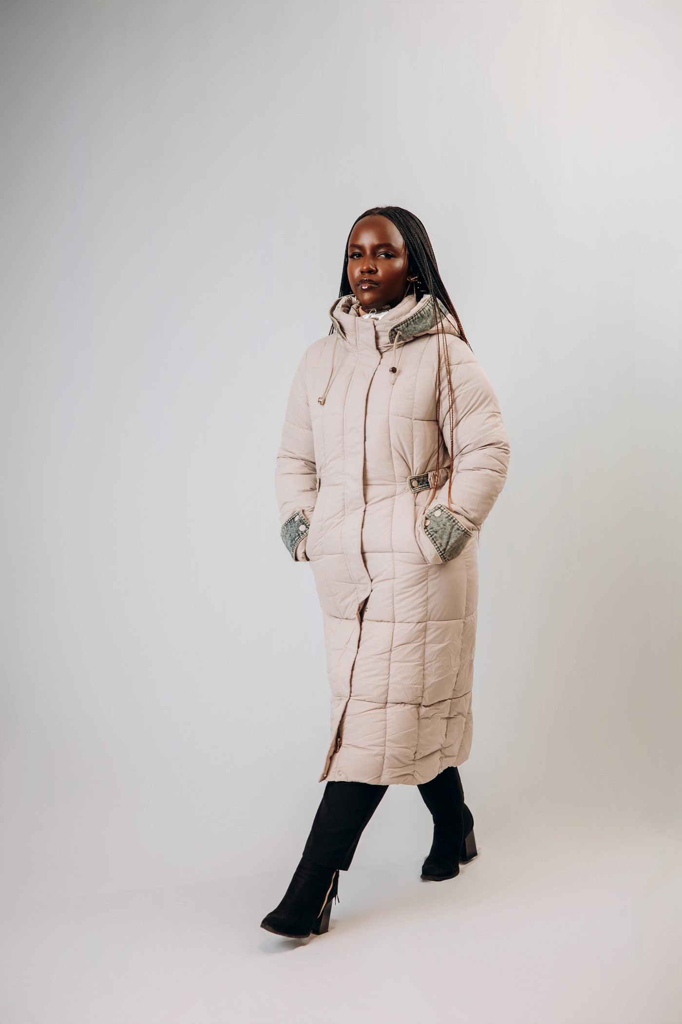 Frostline Longcoat in Cream White