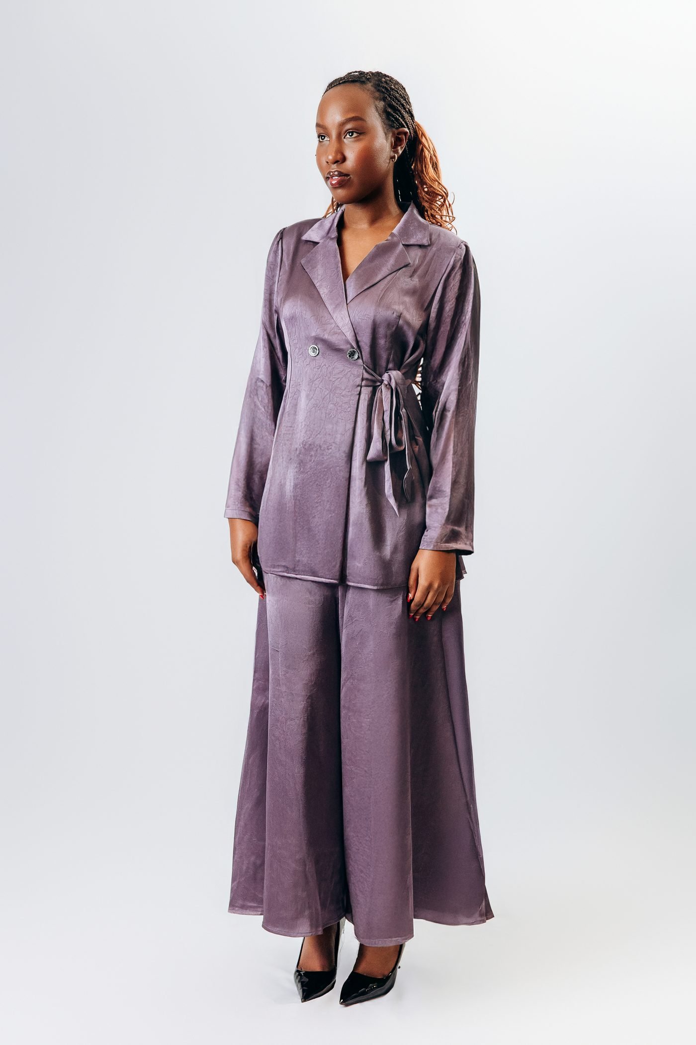 LuxeHarmony Set in Dark Grey