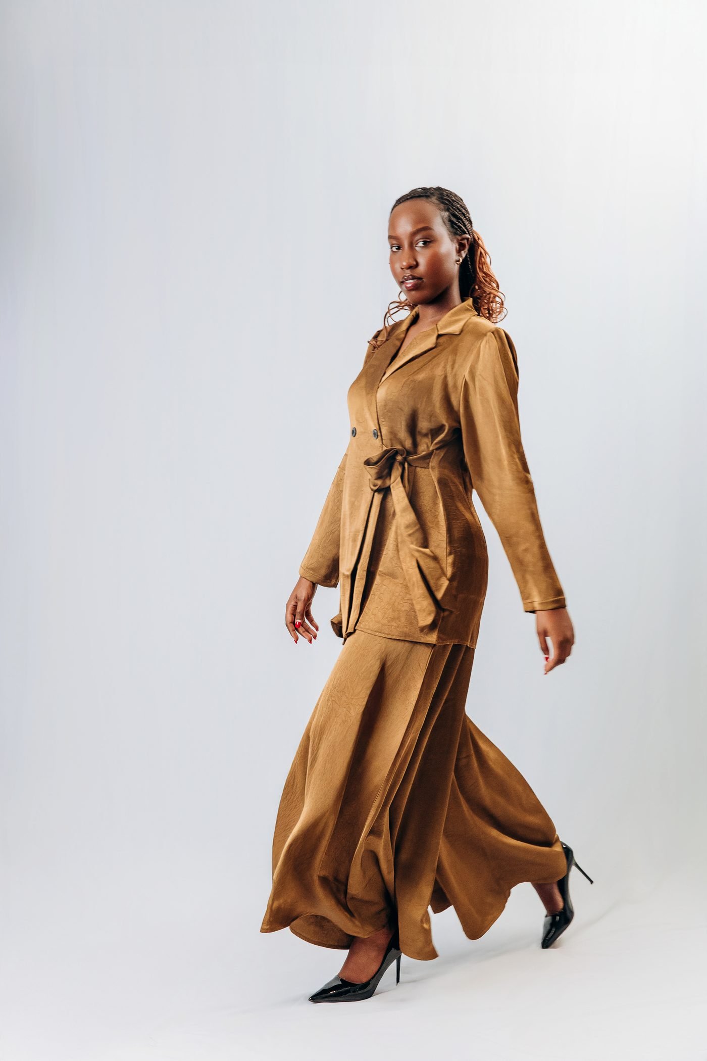 LuxeHarmony Set in Brown