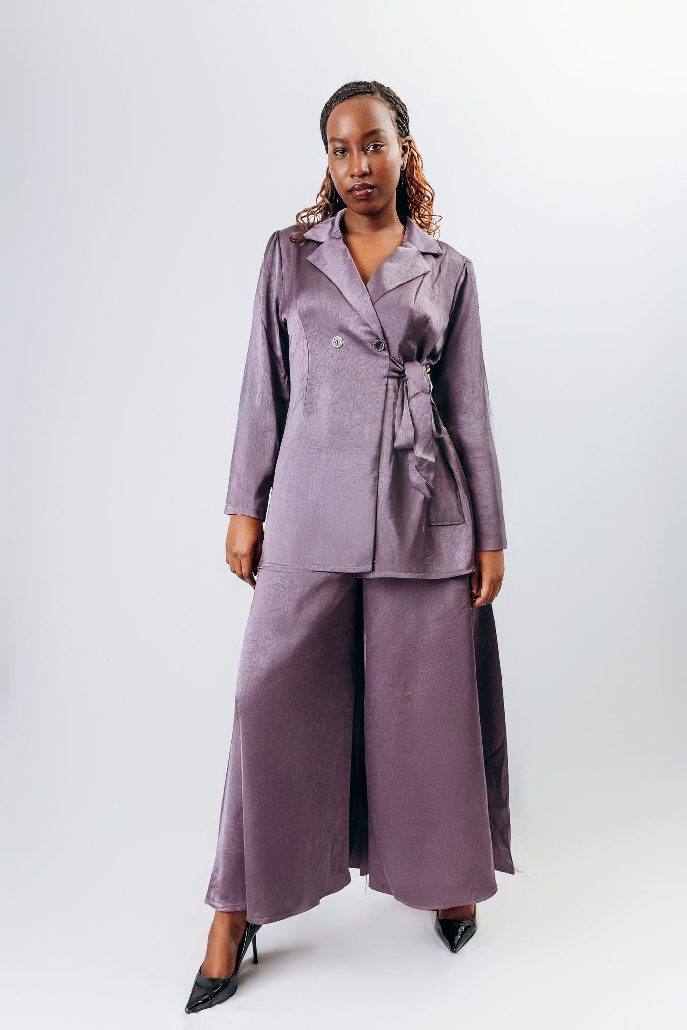 LuxeHarmony Set in Dark Grey