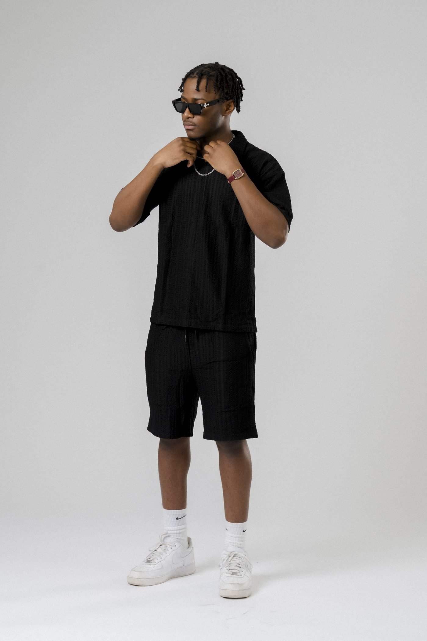 Onyx Tee Set
