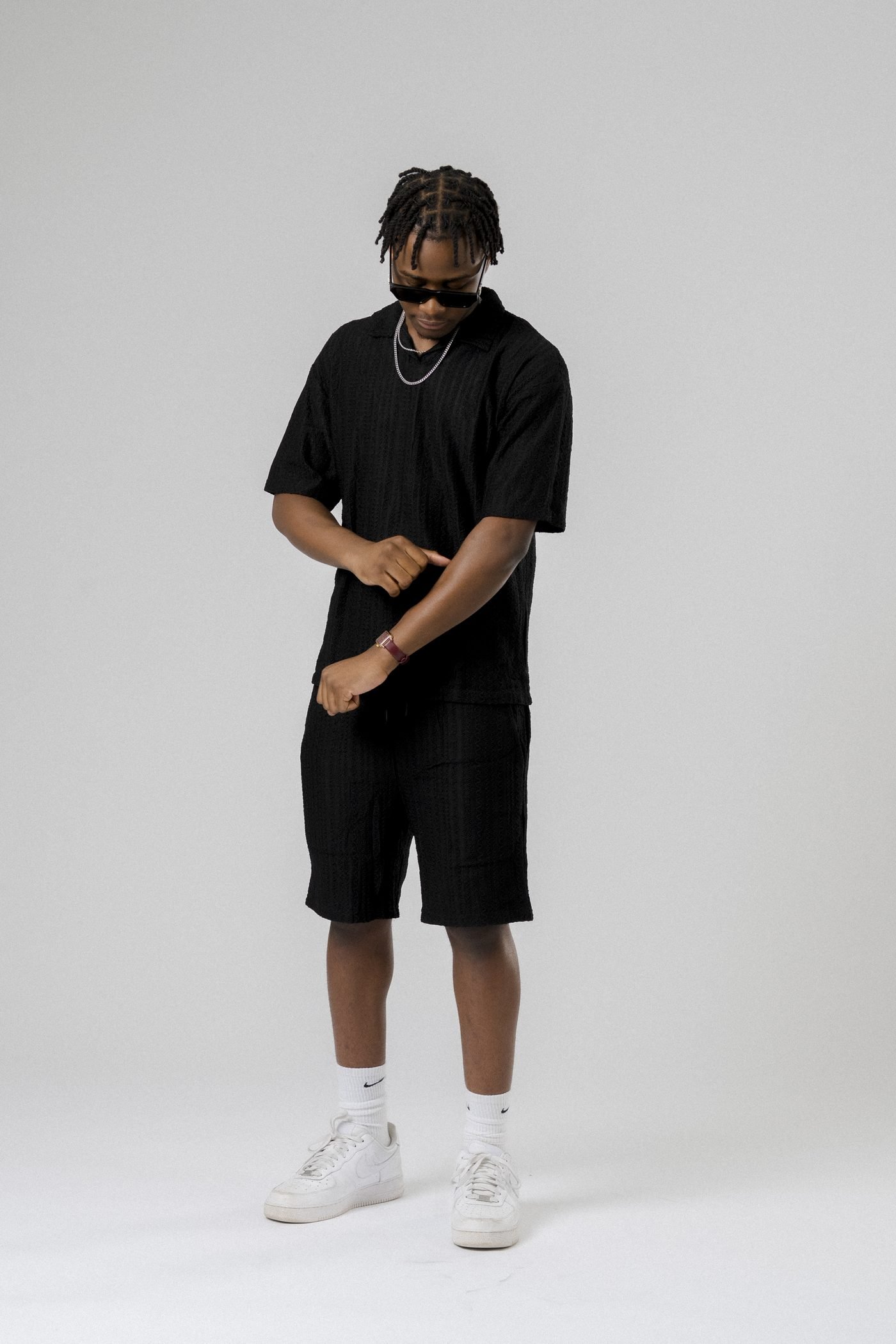 Onyx Tee Set